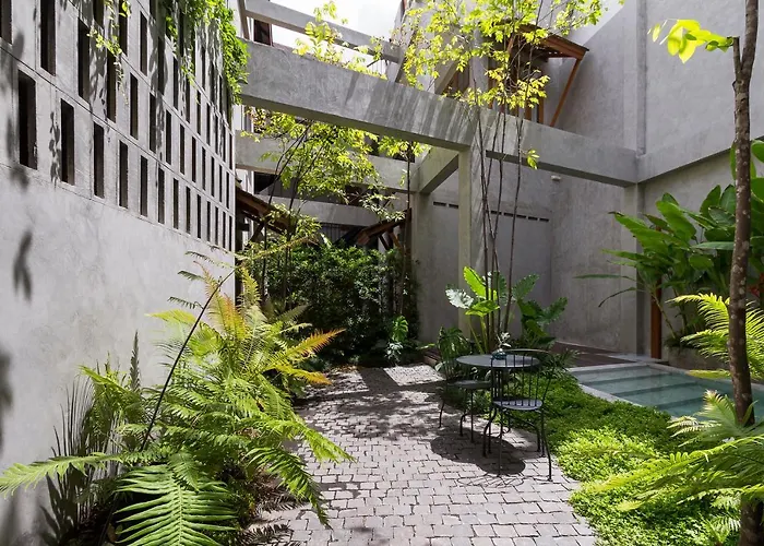Hidden Garden Hostel